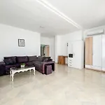 Aqua Vista Haven B53 * Golem (Tirana)