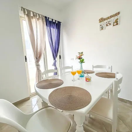 Aqua Vista Haven B53 아파트 골렘