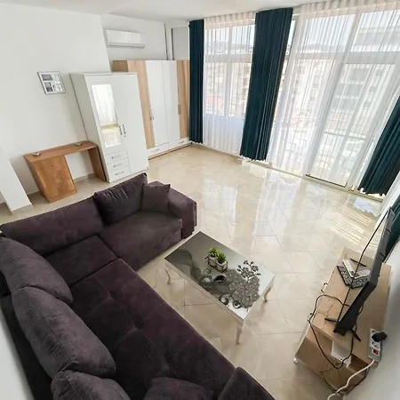 דירה Aqua Vista Haven B53 גולם
