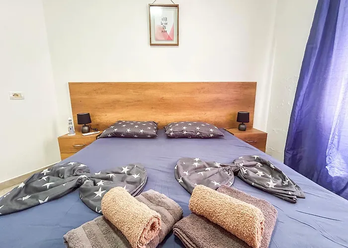 Aqua Vista Haven B53 דירה